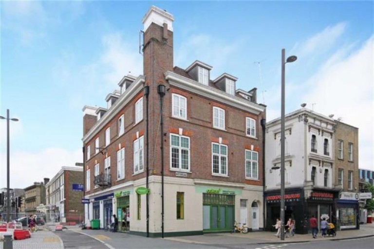 Swan House, 35 The Broadway, London