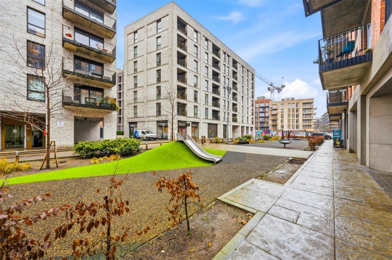 Rookwood Way, London