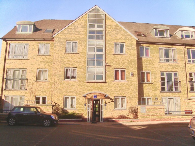 St Marys Court, Bow