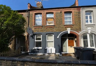 Perth Road, London