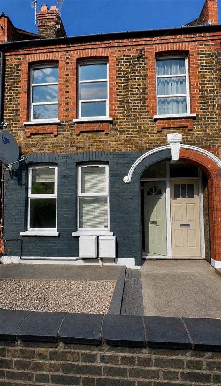 Perth Road, London